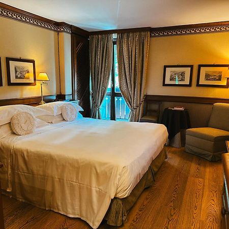 ברויל-קרוויניה Hotel Hermitage Relais & Chateaux מראה חיצוני תמונה