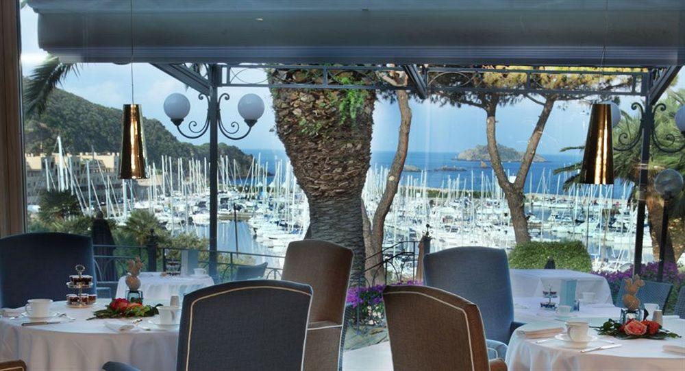ברויל-קרוויניה Hotel Hermitage Relais & Chateaux מראה חיצוני תמונה