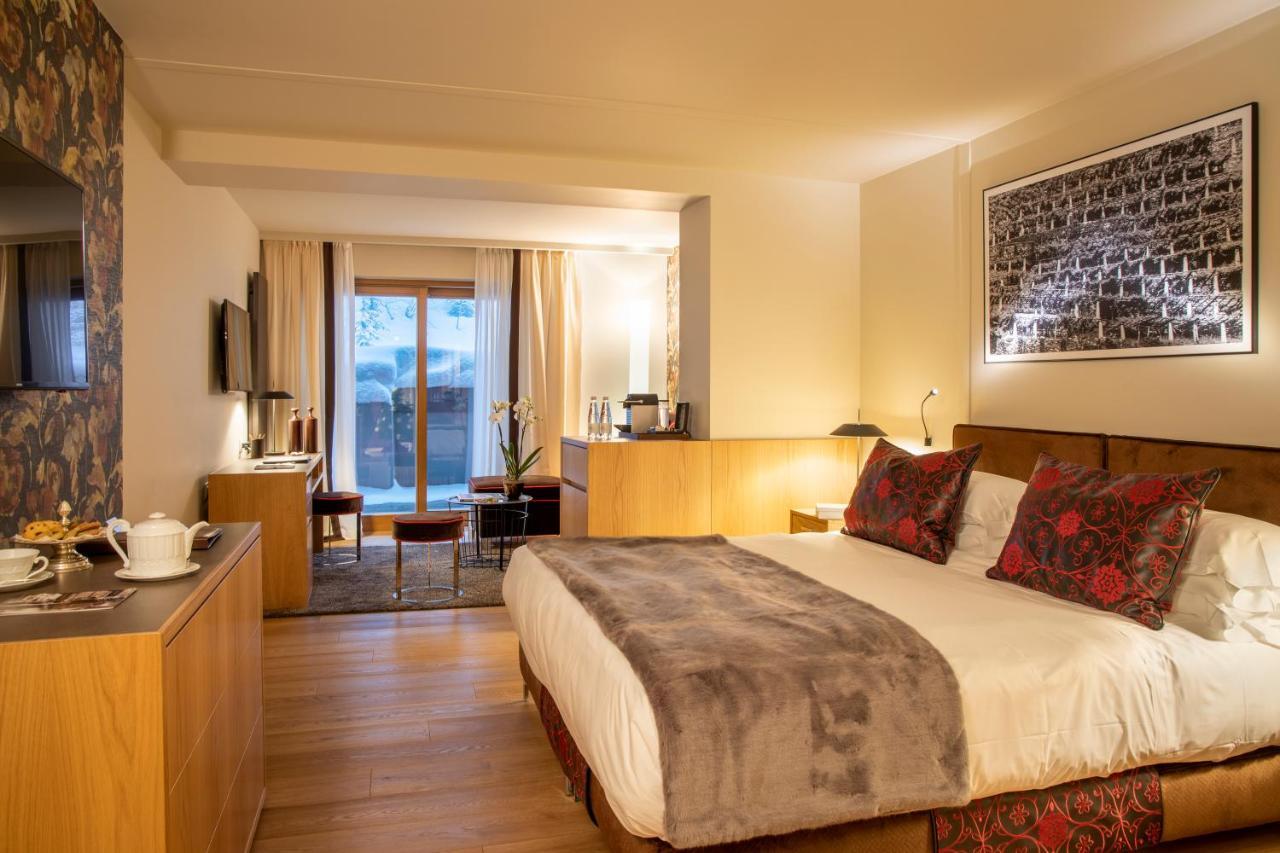 ברויל-קרוויניה Hotel Hermitage Relais & Chateaux מראה חיצוני תמונה