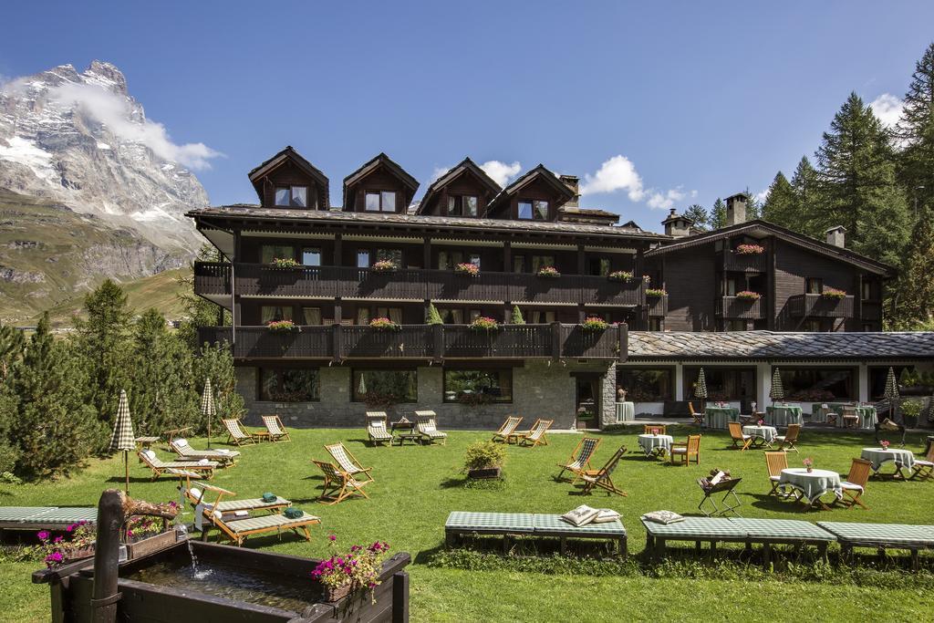 ברויל-קרוויניה Hotel Hermitage Relais & Chateaux מראה חיצוני תמונה