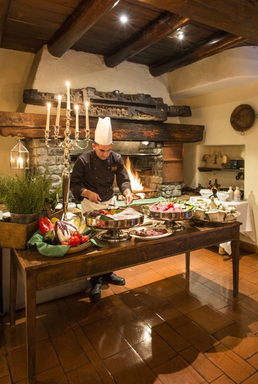 ברויל-קרוויניה Hotel Hermitage Relais & Chateaux מראה חיצוני תמונה